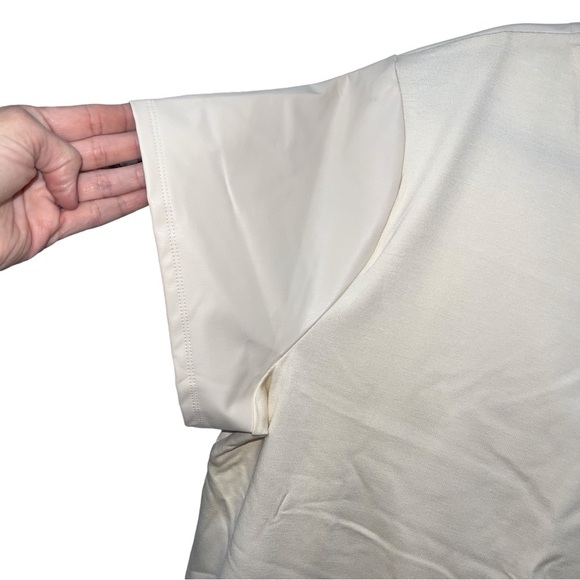 Faux Leather Crew Neck Plus Size Short Sleeve Top Size 18/20W - Picture 5 of 9